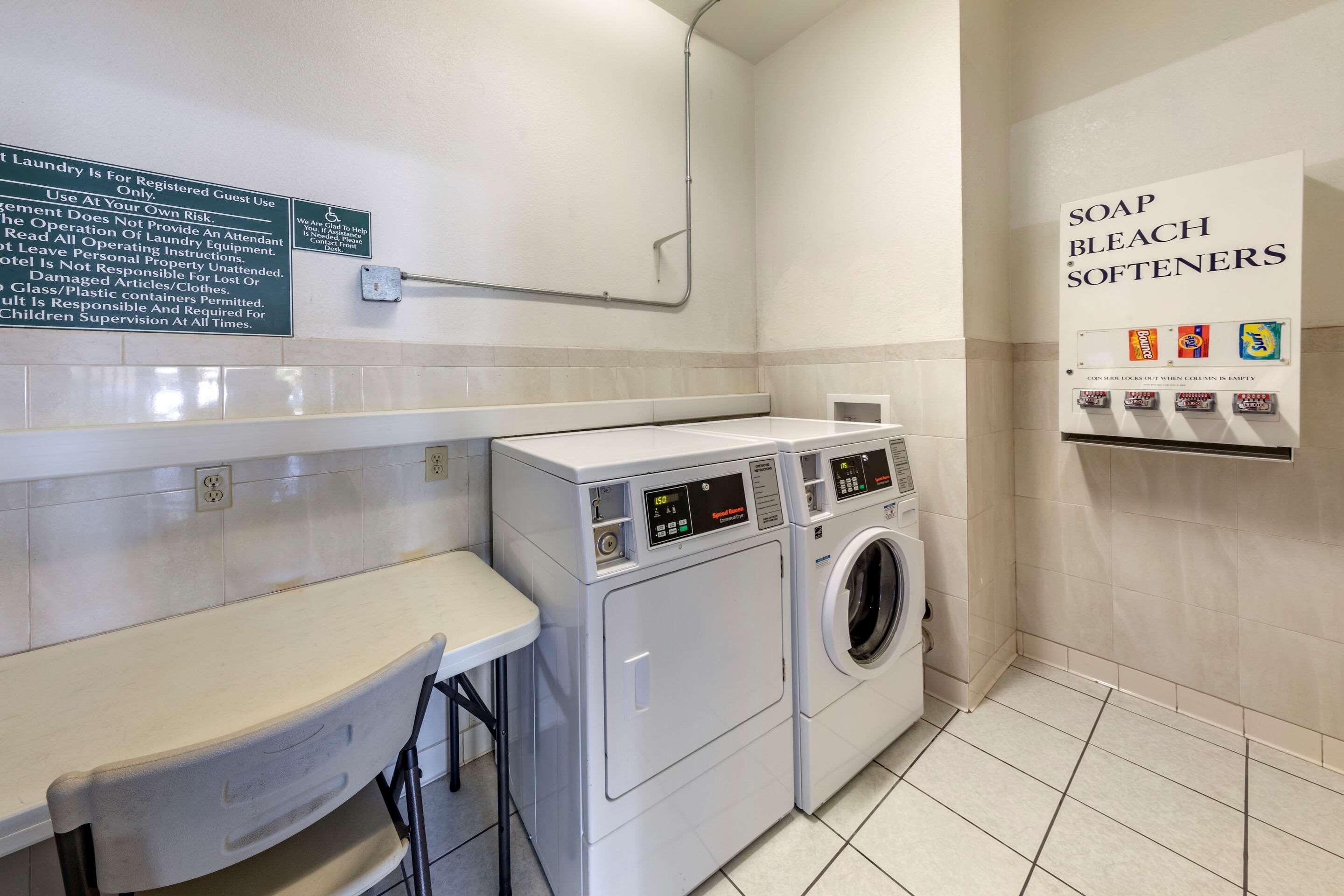 Citrus Suites Redlands Loma Linda Hotel Экстерьер фото